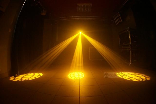 COLORSTAGE LED ROLLO BEAM SKANER 30W CREE-7.jpg|Соляр Мар'ян